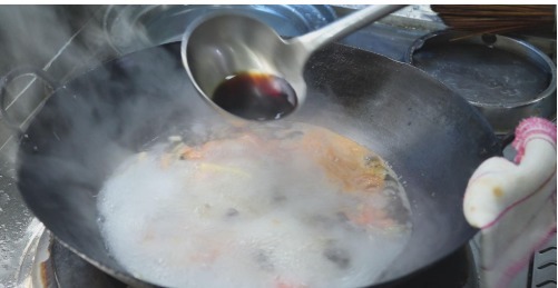 窍门|“新式鸡蛋汤”好喝有窍门,酸辣开胃,汤鲜味美,看着就有食欲