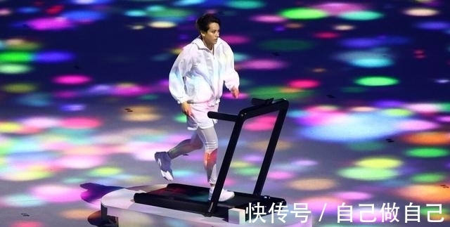 开幕式|东京奥运会开幕式:表演引吐槽,米希亚献唱,中国代表团登场太燃