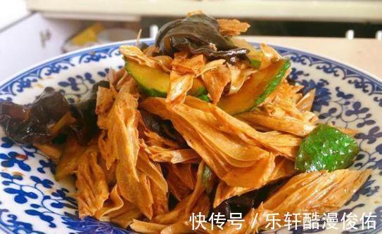 解暑|炎炎夏季，把这3样素菜一起炒，营养清淡，常吃解暑润燥又开胃！