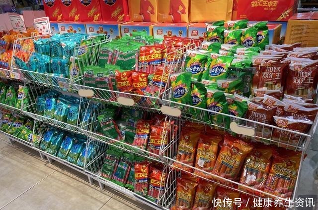 买火腿肠,无论什么牌子,只要包装上有“这行字”,全是优质火腿!