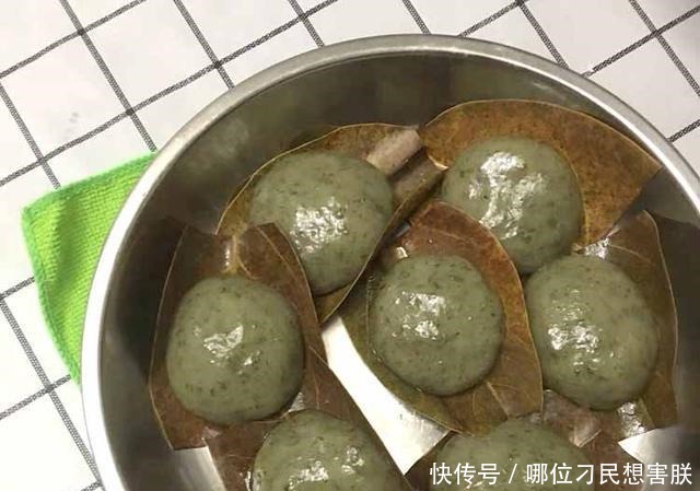 艾草糯米糍粑的做法及功效,又有哪些人不适合吃!