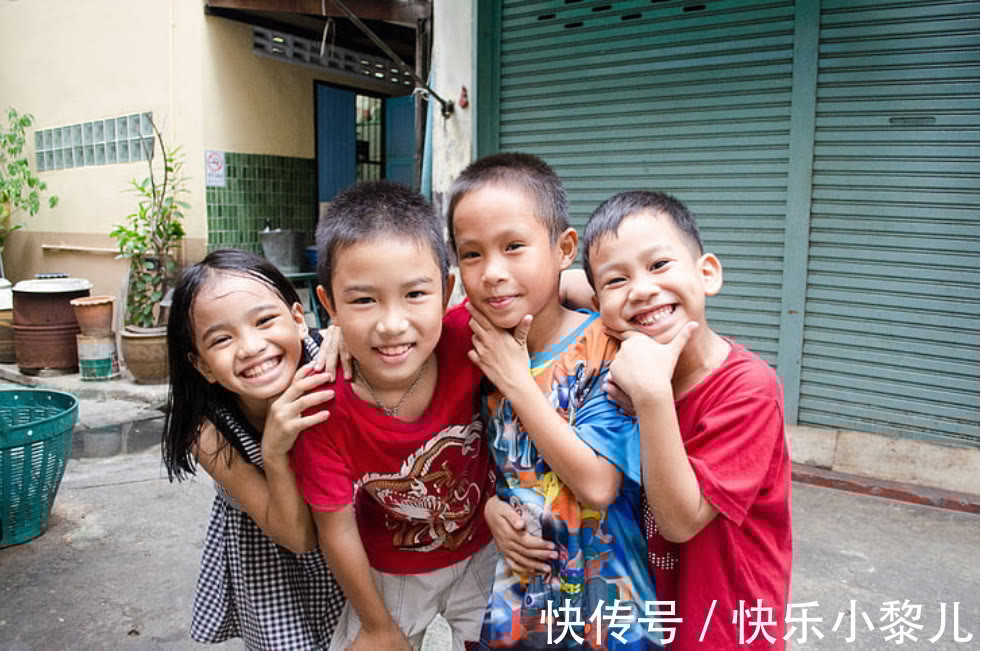 孩子|子女?dāng)?shù)量影響家庭“幸福指數(shù)”?生幾胎的人生最完美?教養(yǎng)是關(guān)鍵