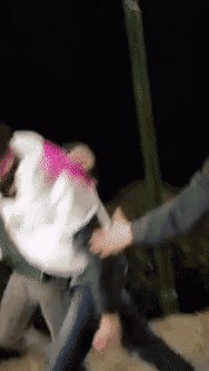 |搞笑GIF:说出来你可能不信 我今天被一个小女孩骗了