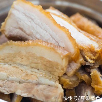 大勺|妈妈的菜干爆扣肉(过节待客硬菜,毫无保留的技巧)