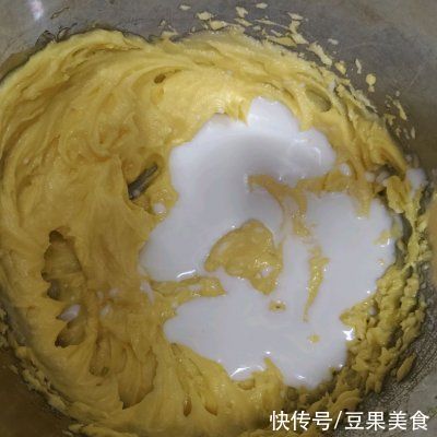 椰蓉球|我这样做黄金椰蓉球，家人都爱吃