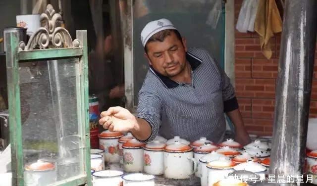 新疆人|新疆美食|看了羊肉的100种吃法,我的眼泪从嘴角流了出来