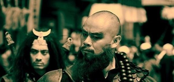 宋江#水浒中宋江最虚伪,曾对四人说让位都不敢接,但有两个人他不敢让!