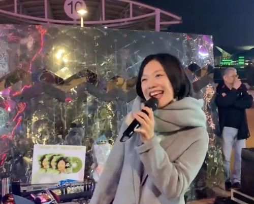 星光大道总决赛现场曝光，于文华站一旁显乖巧，杨洪基阎维文同框