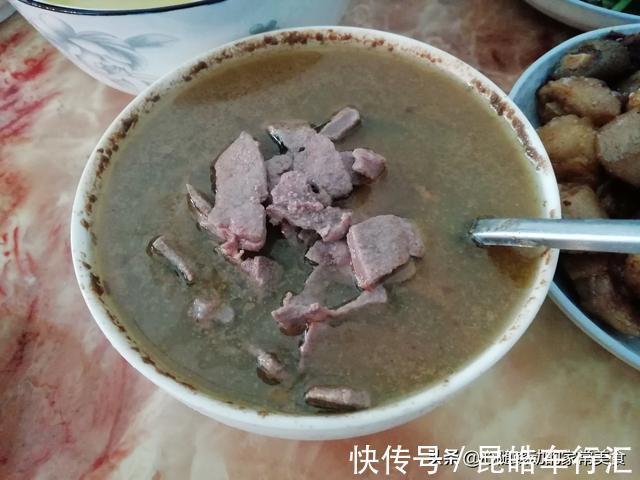 蒜蓉辣椒|孩子过生日,奶奶做了一桌菜,朋友圈火了,网友:我也想过生日了