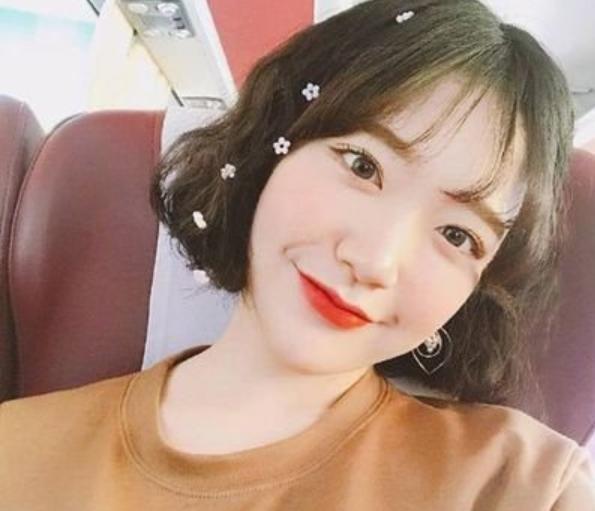 脸大 大脸留怎样的发型才显脸小绝不是遮一下那么简单!