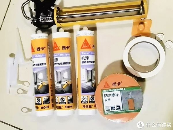 发黑|拒绝玻璃胶发霉、发黑!一文讲透装修中全屋玻璃胶该如何选择及品牌推荐