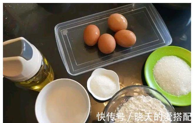 蛋白霜|一家4口人的早餐，用心搭配，在家吃省钱又舒心