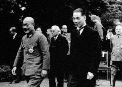 地走了|汪精卫最小儿子回国祭祖,到父母墓前,留下8个字头也不回地走了