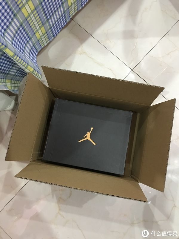 aj1 日常晒物 篇十四：新鞋开箱——air jordan 1 mid (GS) 粉色