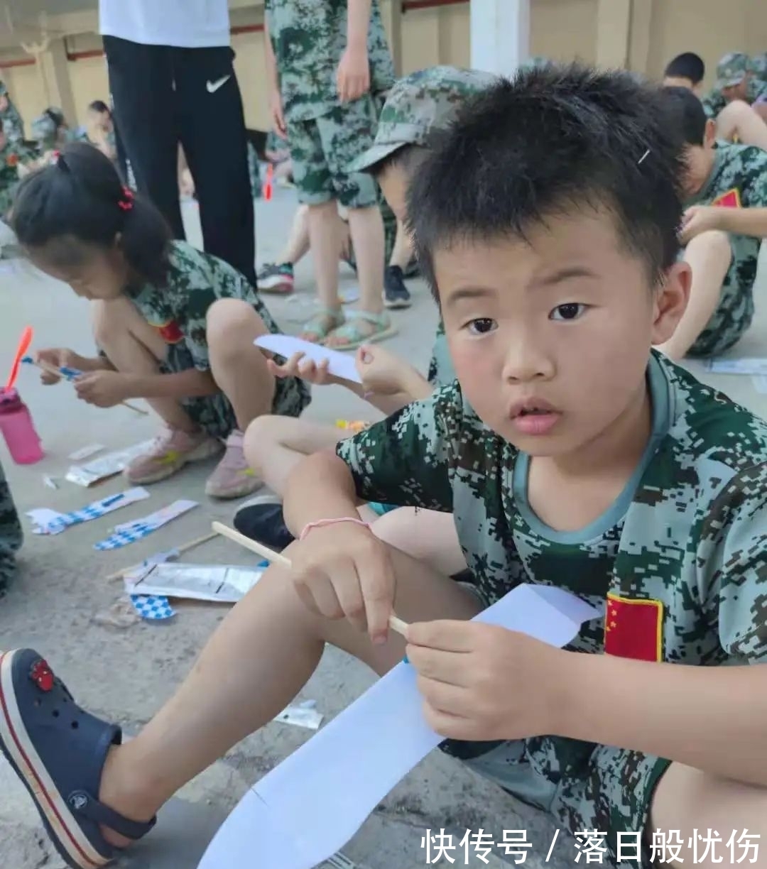 频道|汗水与泪水的洗礼、耐力与毅力的考验:小小特种兵正式诞生!