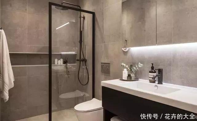 浴室|嫌卫生间太小?现在都这样设计,怪不得她家看上去空间大一倍!