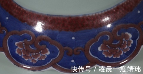 青花@清中期,粉青釉青花釉里红双象耳赏瓶