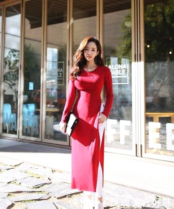 凹凸|街拍:一波粉色套系小姐姐来袭,性感迷人凹凸身材,真迷人!