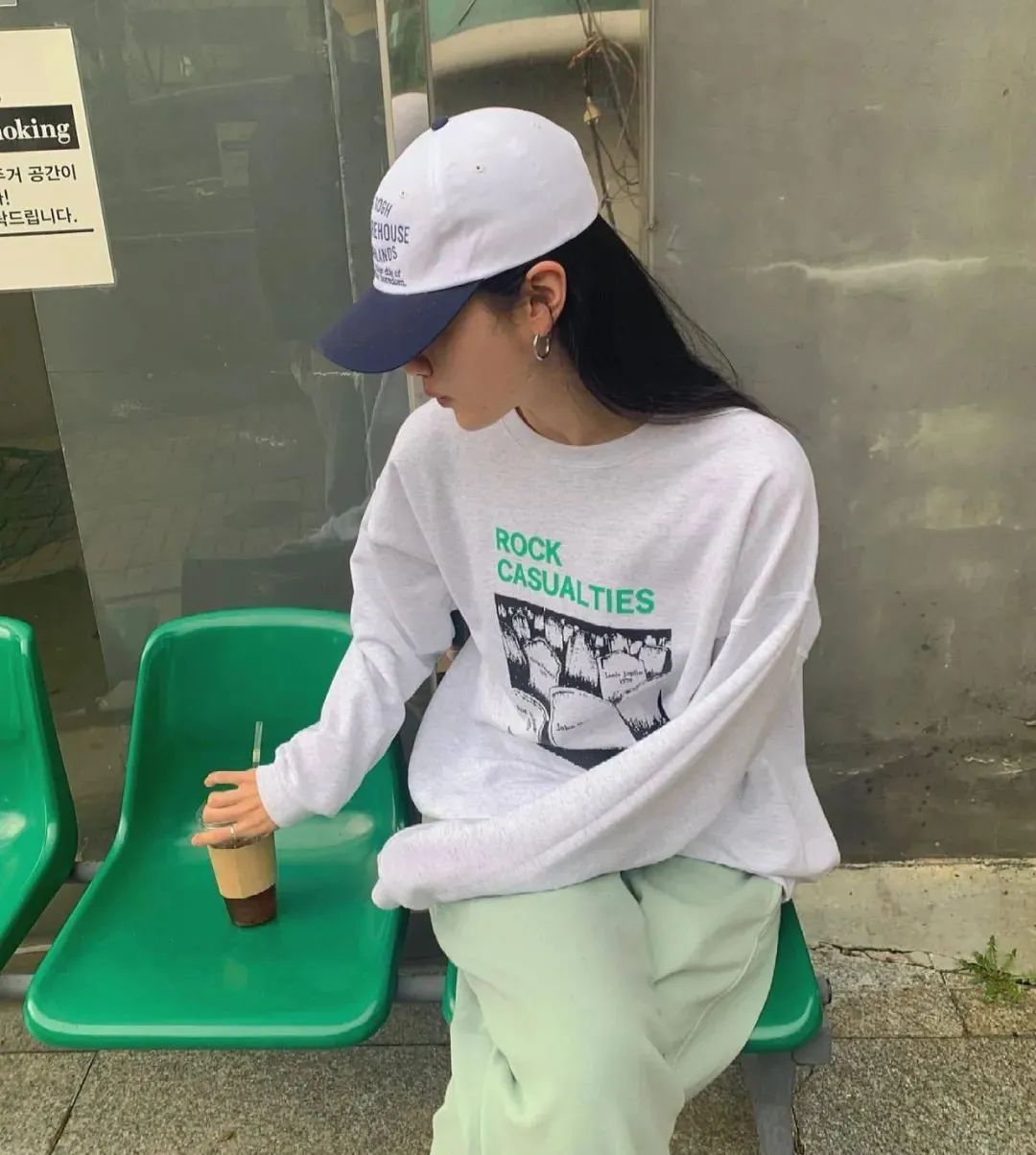 穿搭|绿色竟然这么好看！显白又减龄，必须来一件