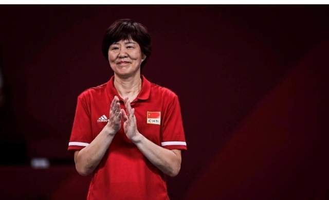 球迷们|厉害了,郎平登上美国春晚,气色红润,未来可能定居外国?