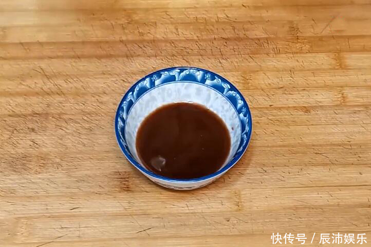 66岁大厨说:做醋溜白菜只放醋是不对的,牢记一步,酸辣又脆爽