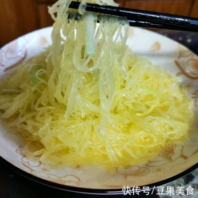 下饭|香到流口水的凉拌金丝搅瓜，下饭神器都靠它