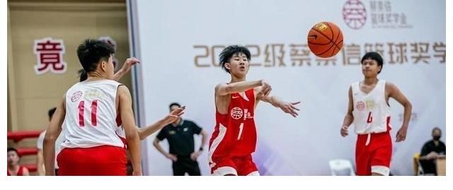 重返|正式确定！中国男篮功勋名宿出山，重返国家队，未来让人期待