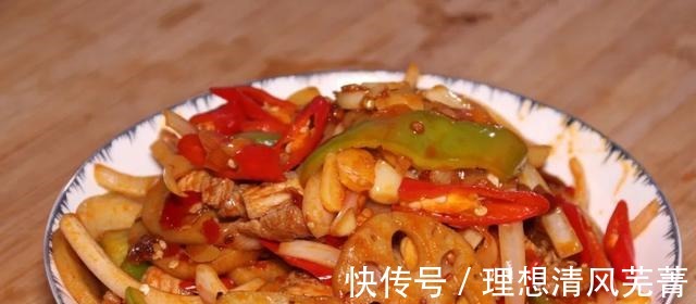 莲藕又出下饭新吃法,脆爽入味,香辣解馋!
