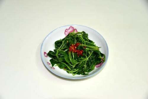 冰箱里放這4種食物，等于給健康埋“雷”，你踩“雷”了嗎？