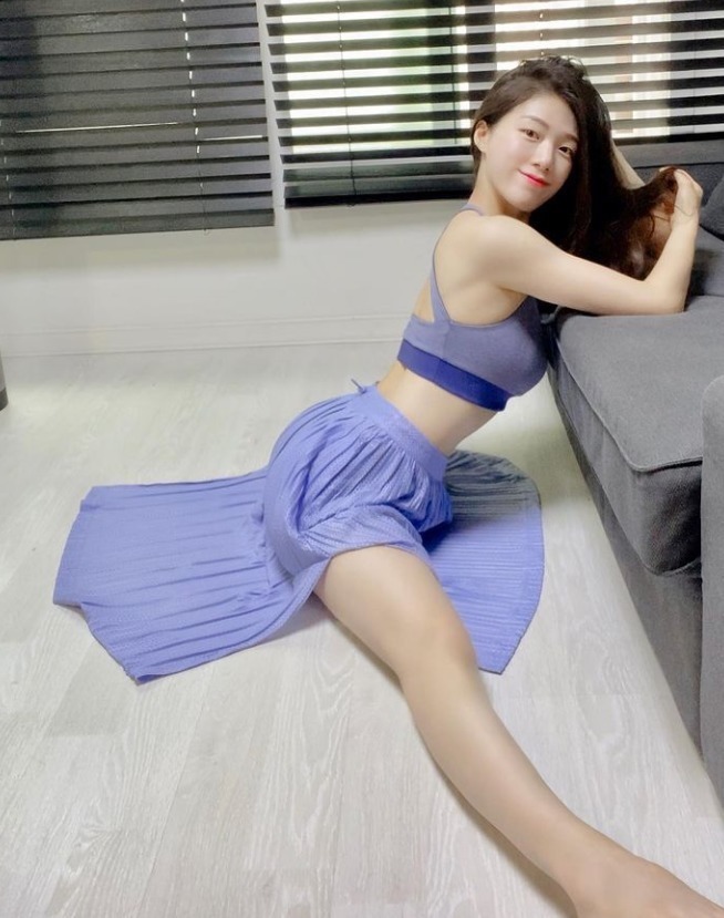 瑜伽|她是Ins上的瑜伽女神,黄金比例的身材惹人羡慕!