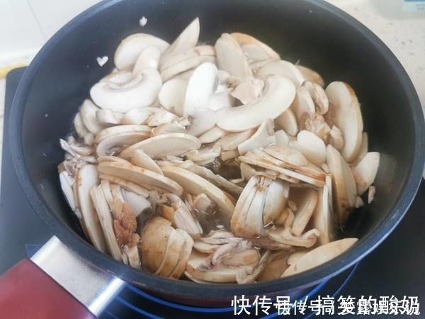 口蘑|这东西30块1斤,再贵也得让孩子吃,能长高个,营养堪比灵芝!