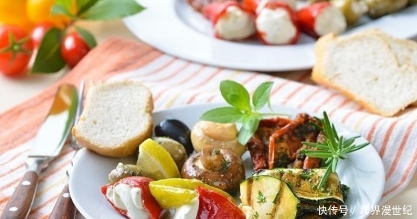 血糖高能吃葡萄吗?吃葡萄是升血糖,还是降血糖?今天给你说清楚