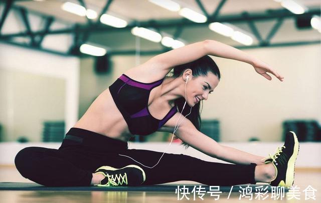 身材|22岁健身教练身材圆润颜值高,力量训练很刻苦,现仍单身一人!