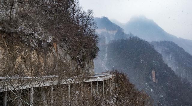 马桥镇|自驾保康尧治河，雪行高山峡谷，发现一幅水墨丹青