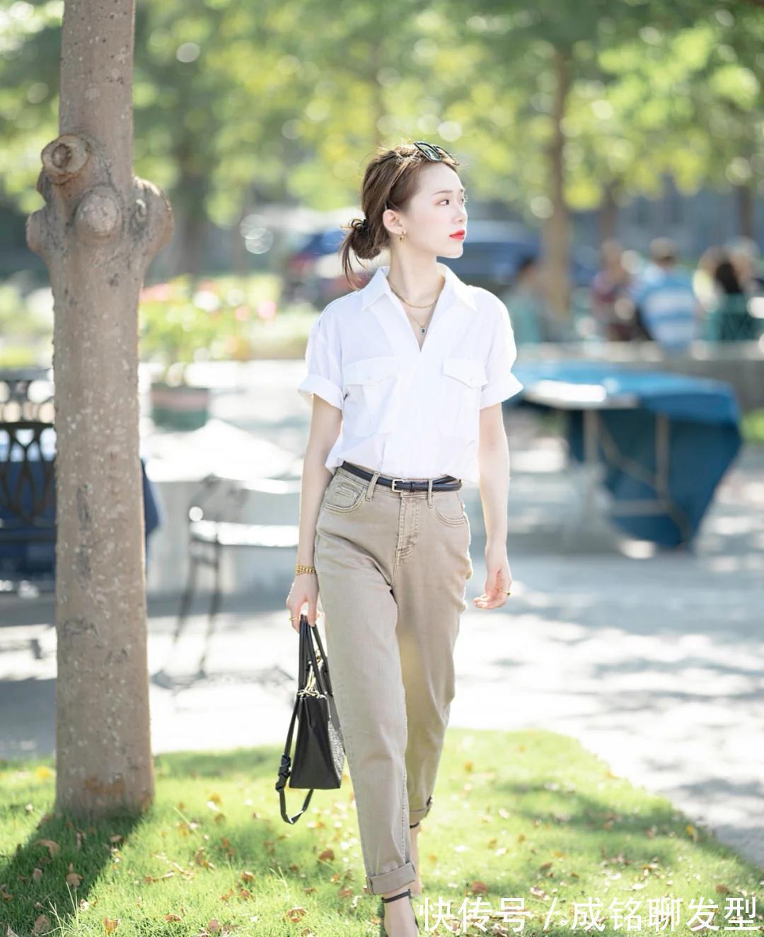 白色t恤|摆脱路人感！时尚博主十套极简风夏日穿搭，清新减龄又有品位