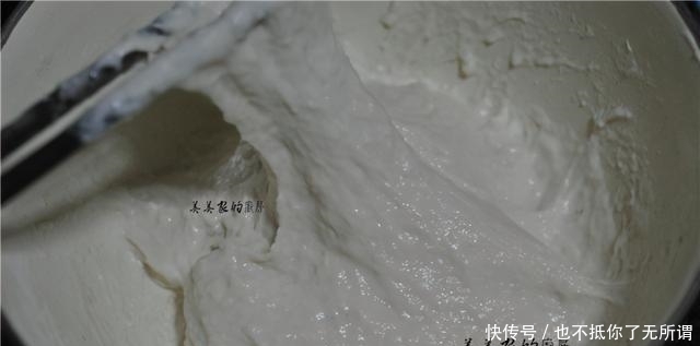 韭菜饼松软有诀窍,教你饭店不外传做法,个个柔软蓬松,真解馋!