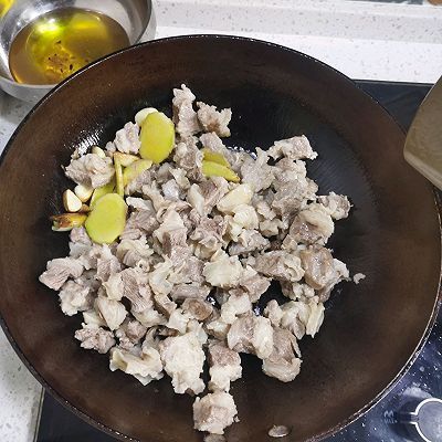 面包盖|泰国咖喱牛肉
