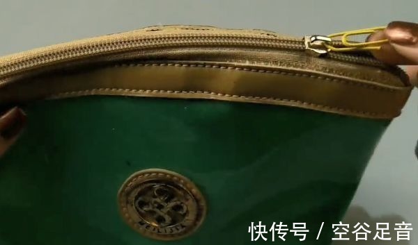 把回形针插在手机上,看到的都说聪明,解决了很多人都困扰的难题