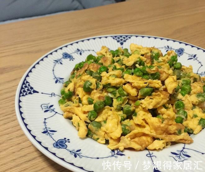 家常鸡蛋菜谱，豌豆炒鸡蛋，简单营养美味，特下饭，吃不够
