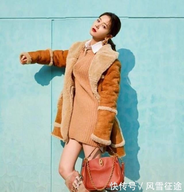 破洞牛仔裤|陈瑶的漫画腿太美了,短裤配高筒靴子超拉风,精致又帅气