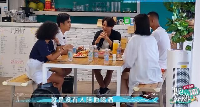 黃軒|王一博走后黃軒郁郁寡歡，想找經(jīng)紀(jì)人詳談，回答一語雙關(guān)太扎心