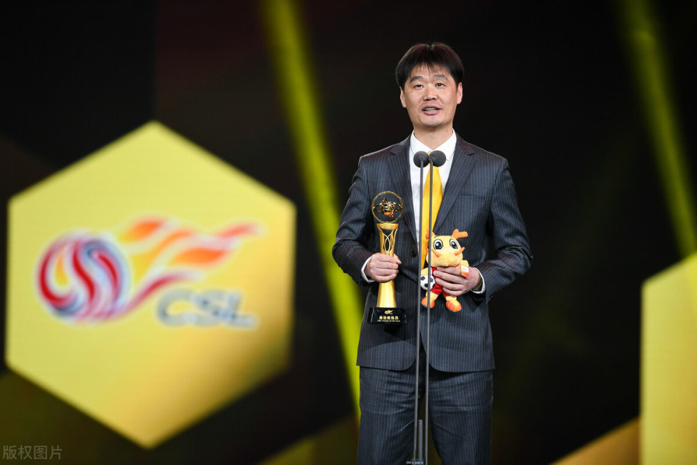 李铁|李霄鹏“四不准”被董路质疑是疯了，愿出200箱拉面证明新闻是假