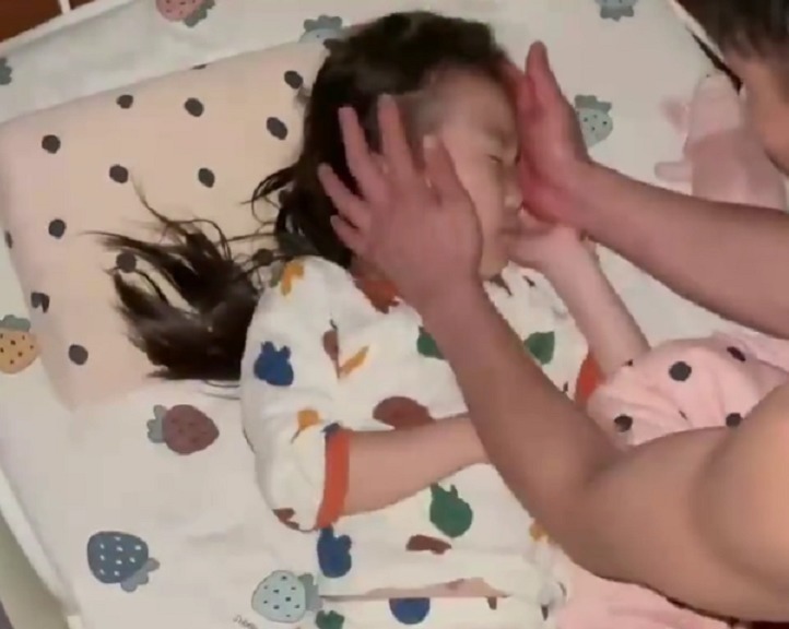 生日歌|为了所谓的仪式感,女儿零点被父母强制起床,过了场糟心的生日