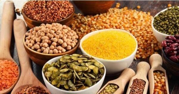 医生|医生甘油三酯过高只是预示,看专家怎么吃,降血脂快