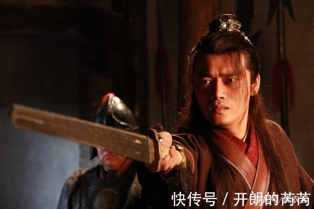 鲁智深$最让林冲鄙视的一个人虽是梁山五虎将,但林冲从没给过他好脸色