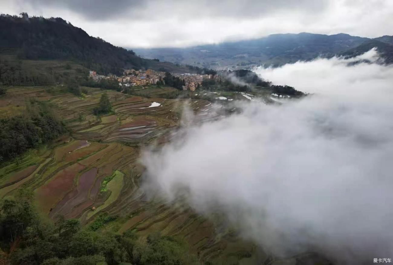 游红河哈尼族彝族自治州多依树梯田景区