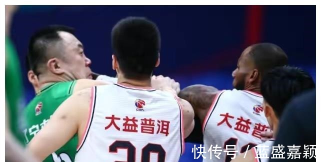 韩德君|威姆斯胆大包天,正面回应与韩德君冲突,杨鸣吓得心惊胆颤!
