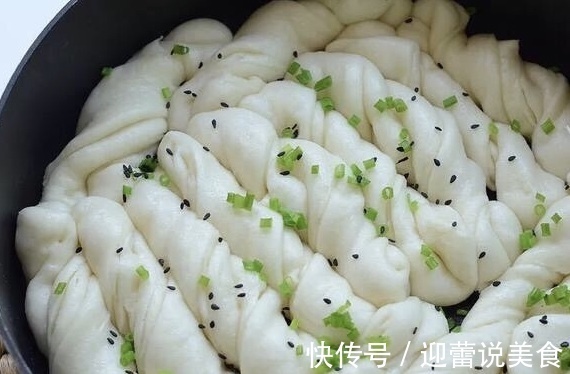 面食新吃法,不做馒头包子,做家人爱吃的花卷,一锅不够家人吃