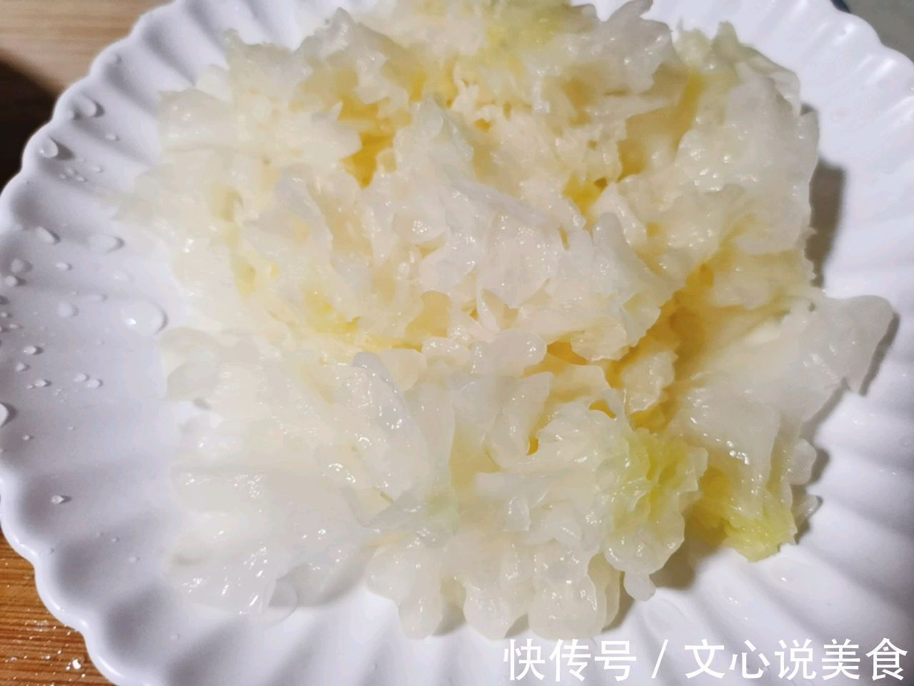 气血|煮红薯的时候加点“它”,补气血,淡色斑,素颜也很美!