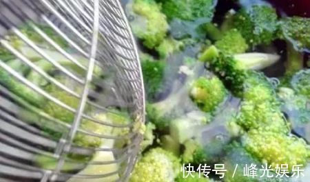 抗癌|8种癌都怕这种菜!但99%的人都吃错了,配上它,营养翻倍~